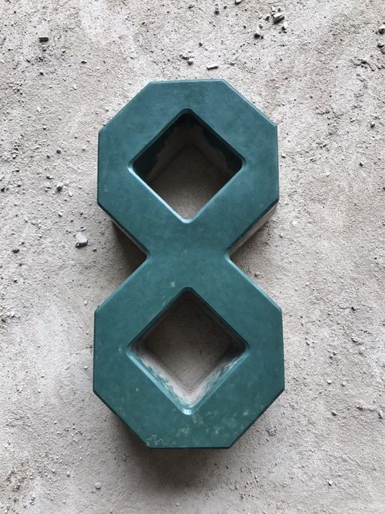 Gạch trồng cỏ số 8 Xanh